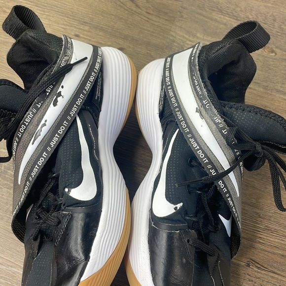 Nike Women’s React HyperSet Indoor Court Shoes, Volleyball, size 11.5 - Picture 6 of 11